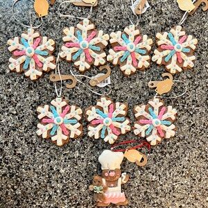 Holiday Time Gingerbread Ornaments Set
